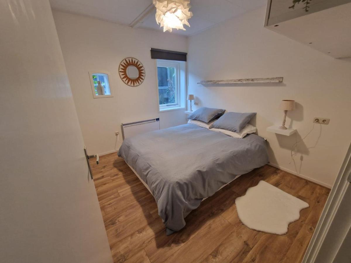 Huisje In Pieterburen Kültér fotó